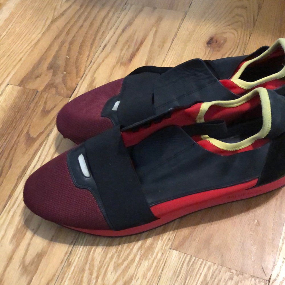 Balenciaga Black and Burgundy Athletic Shoes for Men